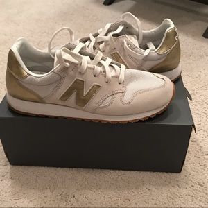 New balance women’s sneakers